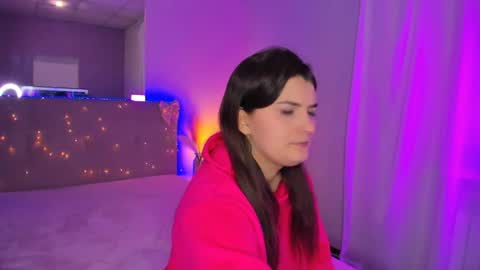 Laura online show from 04.11.26