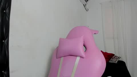 laura_and_kevin online show from 01.09.26