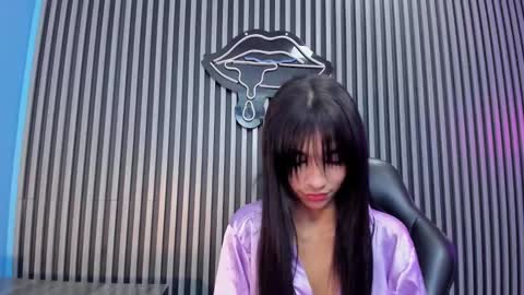 Snapshot of laura_aristizabal_19 chatting on 02.03.25 Laura online show from 02.03.25