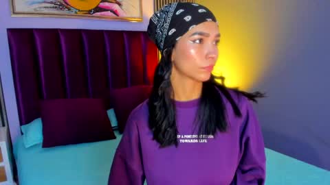 Laura online show from 04.17.26