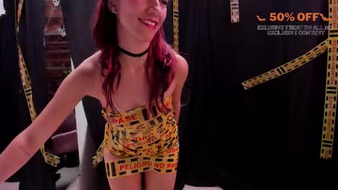 Laura Bonnet  online show from 10.31.25