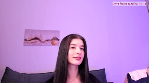 Snapshot of laura_coy chatting on 01.09.25 Laura online show from 01.09.25