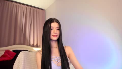 Snapshot of laura_coy chatting on 01.23.25 Laura online show from 01.23.25