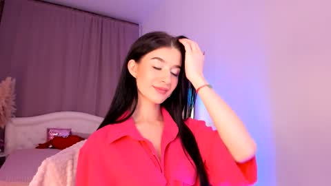 Snapshot of laura_coy chatting on 10.01.25 Laura online show from 10.01.25