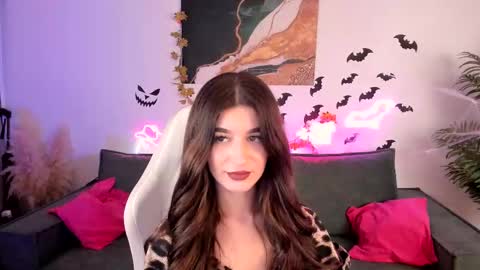 Laura online show from 11.03.25