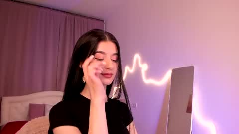 Laura online show from 07.08.26