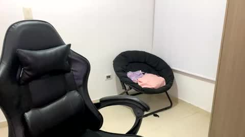 laura online show from 10.29.25