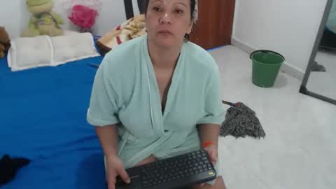 laura_foxx2379 online show from 12.02.25