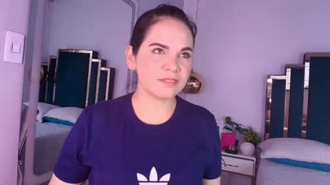 laura hotties online show from 05.31.26