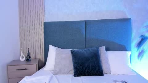 LauraIvy online show from 02.12.26