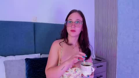 LauraIvy online show from 04.24.26