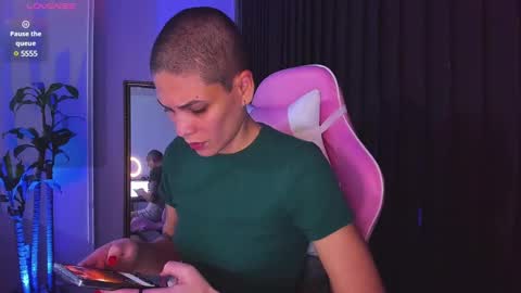 Laura Rose online show from 12.22.24