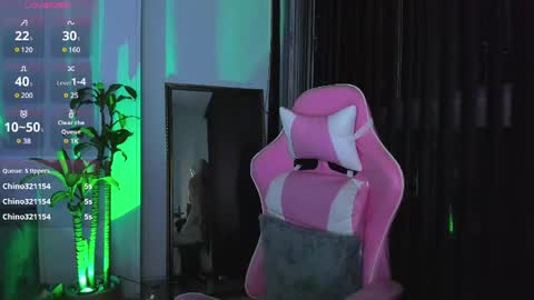 Laura Rose online show from 12.27.24