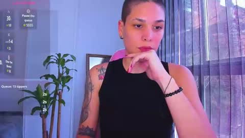 Laura Rose online show from 12.28.24