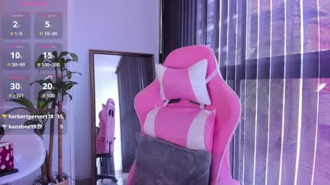 Laura Rose online show from 01.03.25