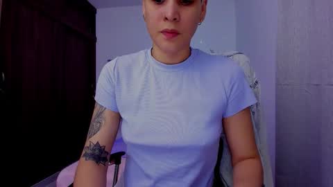 Laura Rose online show from 09.26.25