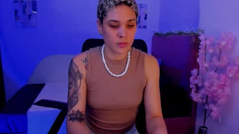 Laura Rose online show from 11.04.25