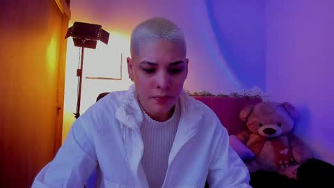 Laura Rose online show from 04.16.26