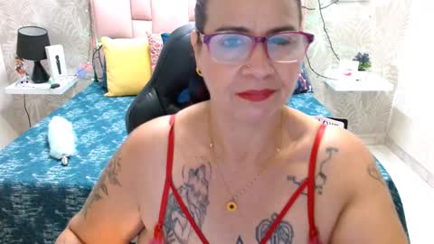 Laura online show from 12.27.24