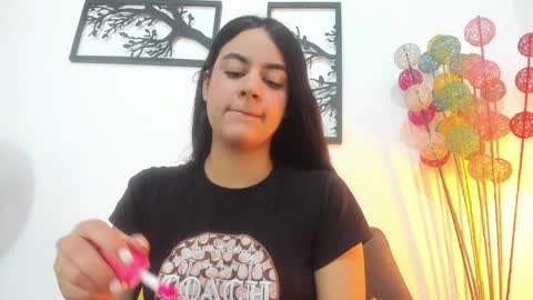 LAURA SOE online show from 01.10.25