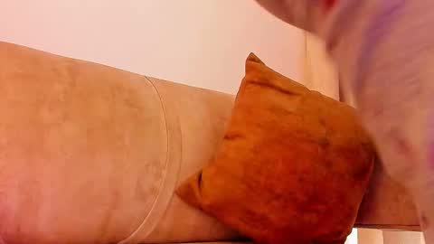 LAURA SOE online show from 01.13.26