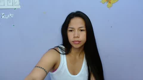 lauracb          online show from 03.07.25