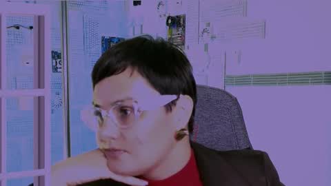 lauradavidsons online show from 09.24.25