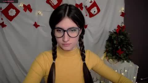 Laura online show from 12.09.24