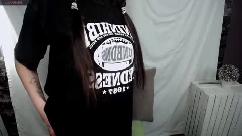 Laura online show from 01.20.25