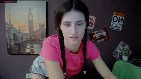 Laura online show from 02.07.25