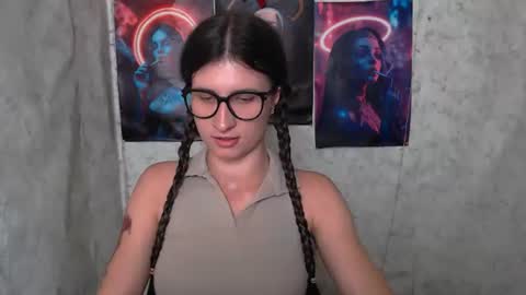 Laura online show from 07.04.26