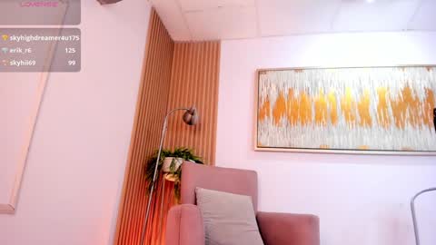 Lau online show from 01.08.25