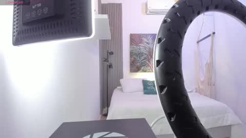 Lau online show from 10.29.25