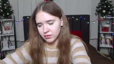 LauraHlot online show from 12.31.24