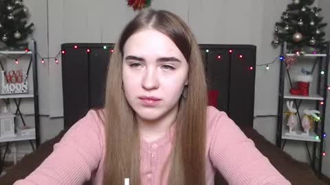 LauraHlot online show from 01.05.25