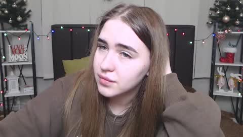 LauraHlot online show from 01.06.25