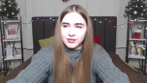 LauraHlot online show from 01.06.25