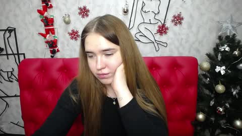 LauraHlot online show from 01.12.25