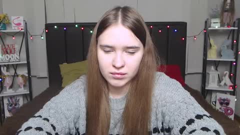 LauraHlot online show from 01.23.25