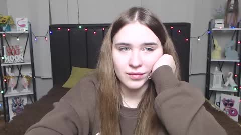 LauraHlot online show from 01.26.25