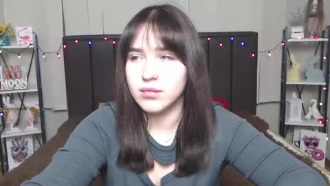 LauraHlot online show from 01.29.25