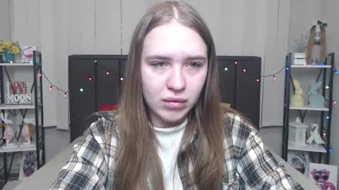 LauraHlot online show from 09.09.25