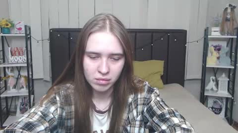 LauraHlot online show from 09.22.25