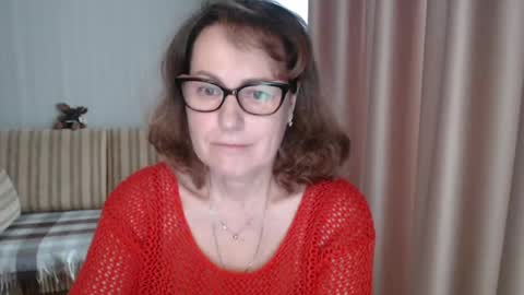 Snapshot of lauraoven1 chatting on 03.02.25 Lauraoven1 online show from 03.02.25