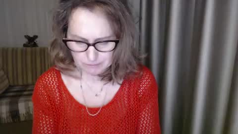 Snapshot of lauraoven1 chatting on 03.02.25 Lauraoven1 online show from 03.02.25