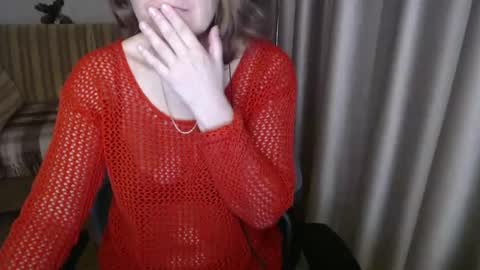 Snapshot of lauraoven1 chatting on 03.05.25 Lauraoven1 online show from 03.05.25
