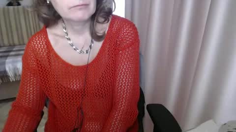 Snapshot of lauraoven1 chatting on 03.11.25 Lauraoven1 online show from 03.11.25