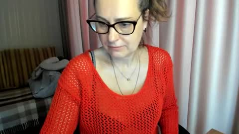 Lauraoven1 online show from 02.14.26