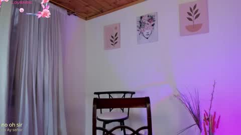 Laurita Aries  online show from 01.17.26