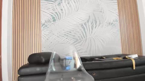 Laura online show from 02.09.25
